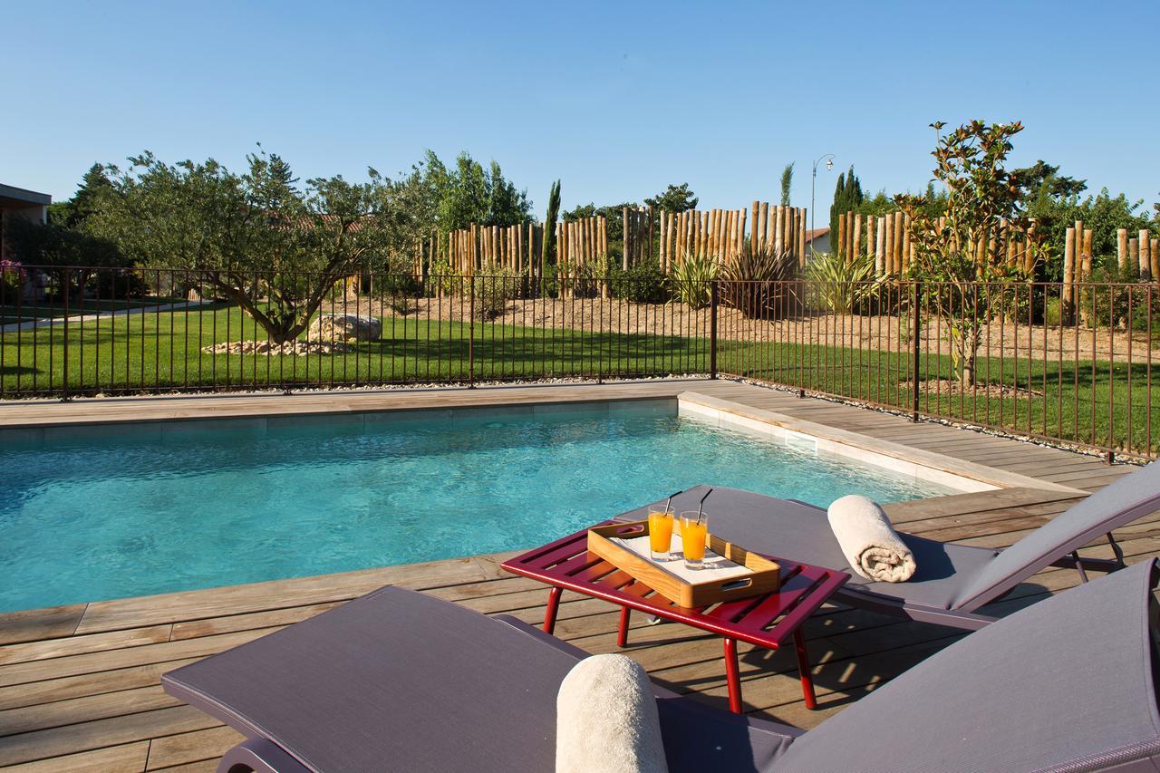Maison D'Hotes Le Pre Gourmand - Adults Only Eyragues Exterior photo